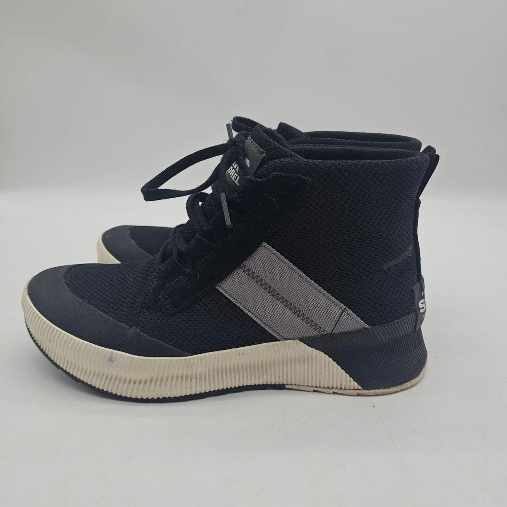 Sorel Women's 9 Out N About III Mid Sneaker Waterproof Shoes Black/Sea Salt